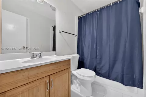 Bath - 995 Riverside Dr #120, Coral Springs, FL 33071 photo 4 of 4