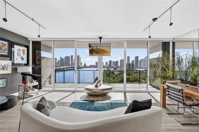 1000 Venetian Way #810, Miami Beach, FL 33139