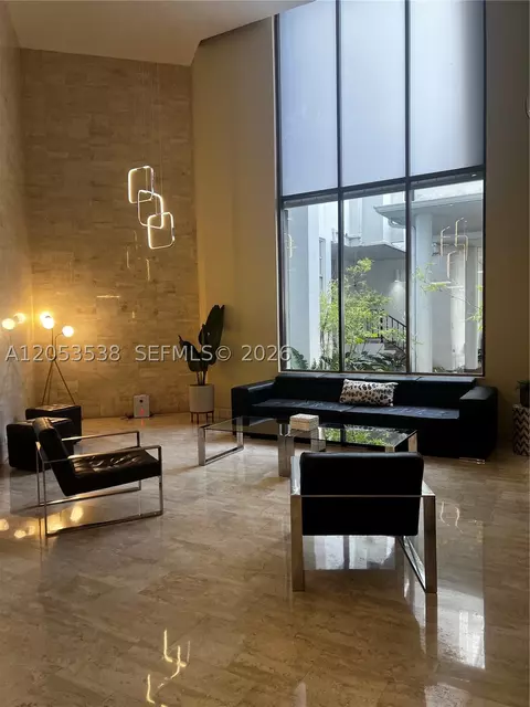 2750 NE 183rd St #807, Aventura, FL 33160