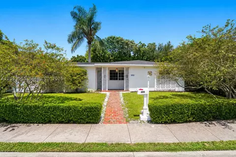 3945 SW 61st Ave, Miami, FL 33155
