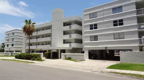 3527 NE 168th St #407, North Miami Beach, FL 33160