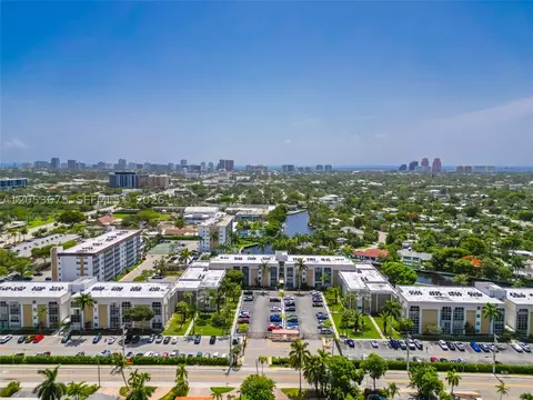 3000 NE 16th Ave #405, Oakland Park, FL 33334