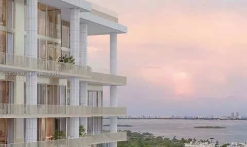 39 NE 39th St #403, Miami, FL 33137