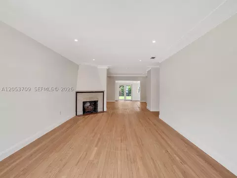 Living - 9033 Carlyle Ave, Surfside, FL 33154 photo 4 of 8