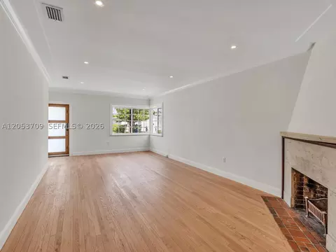 Living - 9033 Carlyle Ave, Surfside, FL 33154 photo 3 of 8
