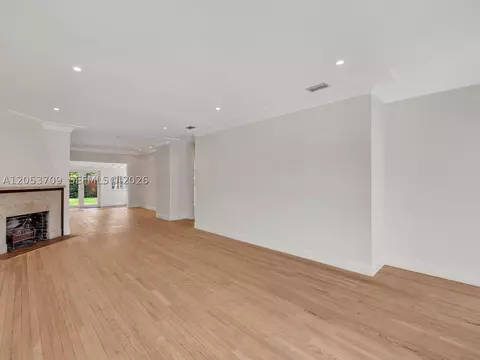 Living - 9033 Carlyle Ave, Surfside, FL 33154 photo 1 of 8