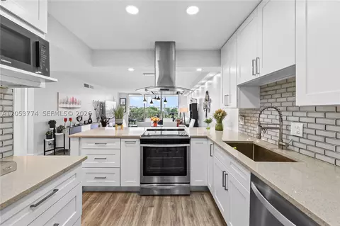 2661 S Course Dr #510, Pompano Beach, FL 33069