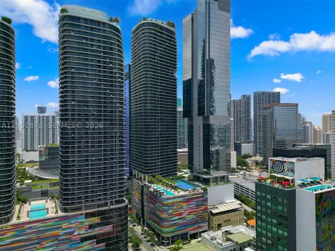 801 S Miami Ave #2002, Miami, FL 33130