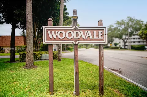 2161 Orange Grove Dr #A-9, Davie, FL 33324