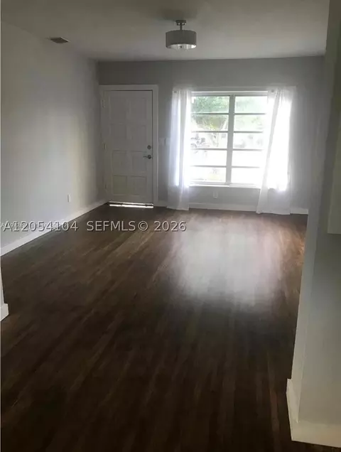 Living - Undisclosed, Hialeah, FL 33013 photo 1 of 1