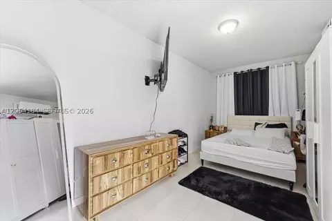 Bedroom - Undisclosed, Hialeah, FL 33013 photo 4 of 5