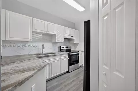 751 SE 2nd St, Homestead, FL 33030