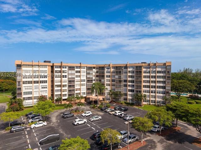 1200 Saint Charles Pl #712, Pembroke Pines, FL 33026
