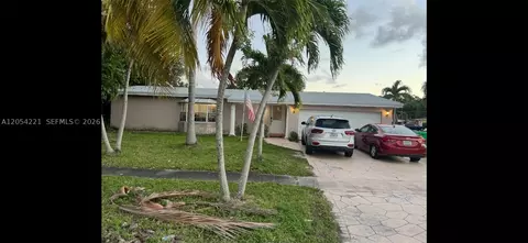 8760 NW 21st St, Sunrise, FL 33322
