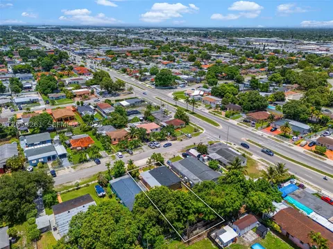 View/Area - 766 E 36th St, Hialeah, FL 33013 photo 4 of 10