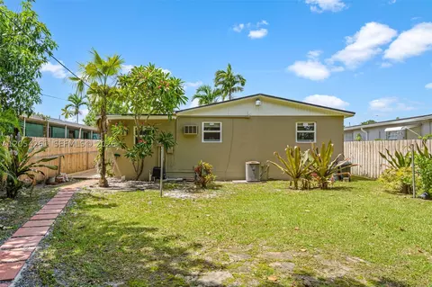 Exterior - 766 E 36th St, Hialeah, FL 33013 photo 7 of 13