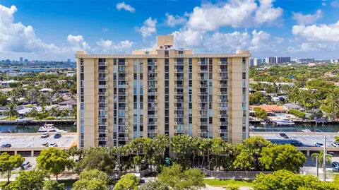2350 NE 135th St #1510, North Miami, FL 33181