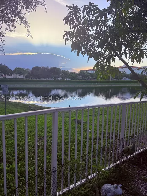 7950 NW 108th Pl, Doral, FL 33178