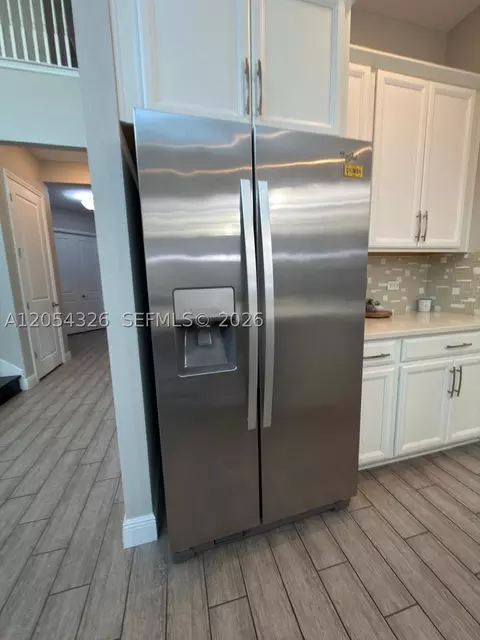 Kitchen - 8713 Crescendo, Windermere, FL 34786 photo 2 of 3