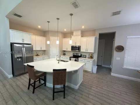 Kitchen - 8713 Crescendo, Windermere, FL 34786 photo 1 of 3