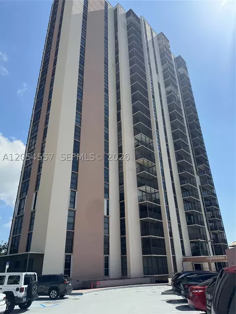 20335 W Country Club Dr #1206, Aventura, FL 33180