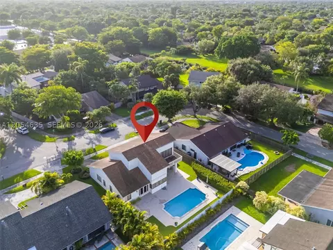 11055 SW 129th Ct, Miami, FL 33186