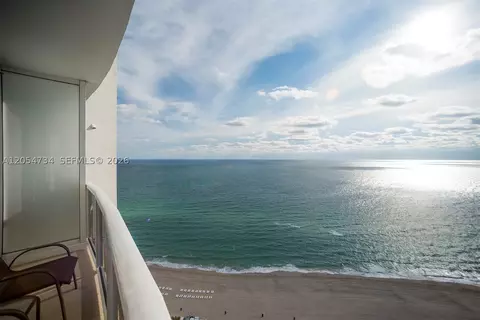 18001 Collins Ave #2711, Sunny Isles Beach, FL 33160