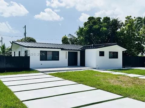 430 SW 100th Ave, Sweetwater, FL 33174