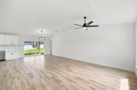 Living - 181 Pine Crse, Ocala, FL 34472 photo 3 of 3