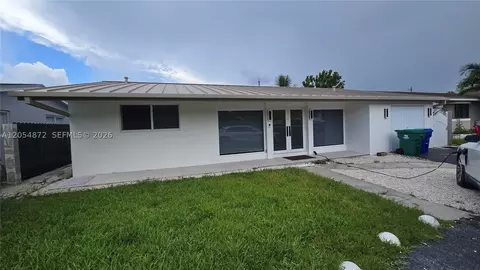 7920 Venetian St, Miramar, FL 33023