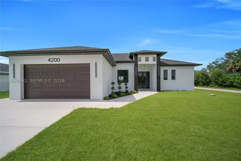 4200 17th St SW, Lehigh Acres, FL 33976