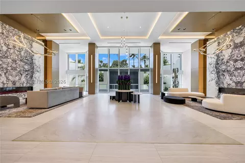 21205 Yacht Club Dr #701, Aventura, FL 33180