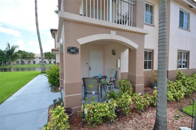 1270 SE 27th St #101, Homestead, FL 33035