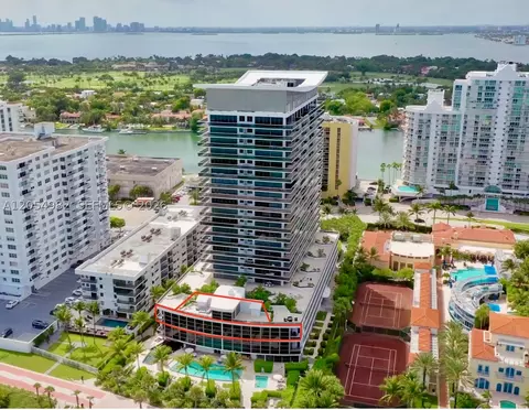 5875 Collins Ave #401, Miami Beach, FL 33140