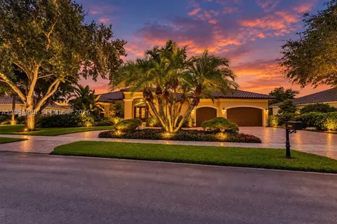 13860 SW 40th St, Davie, FL 33330