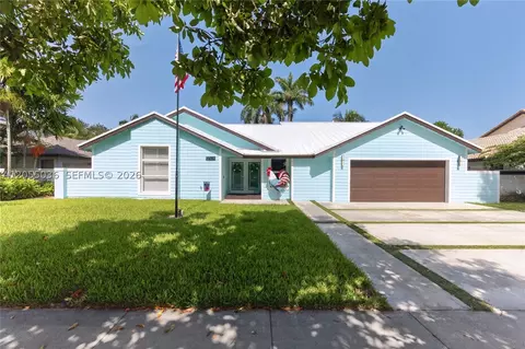 5725 SW 88th Ave, Cooper City, FL 33328