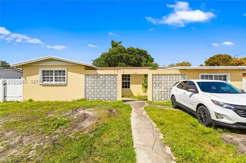 17120 NW 17th Ct, Miami Gardens, FL 33056