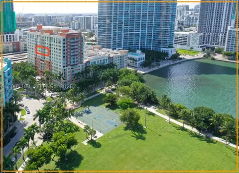 2000 N Bayshore Dr #1006, Miami, FL 33137