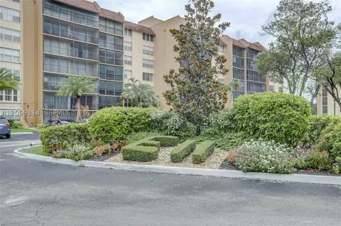 3771 Environ Blvd #447, Lauderhill, FL 33319