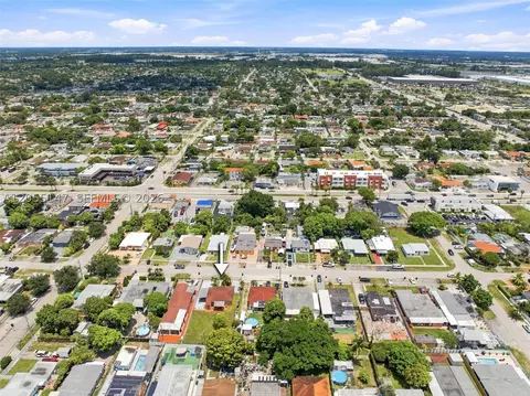 View/Area - 636 E 48th St, Hialeah, FL 33013 photo 8 of 10