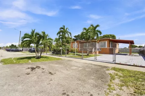 Other - 636 E 48th St, Hialeah, FL 33013 photo 2 of 5