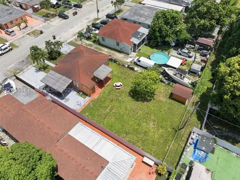 View/Area - 636 E 48th St, Hialeah, FL 33013 photo 3 of 10
