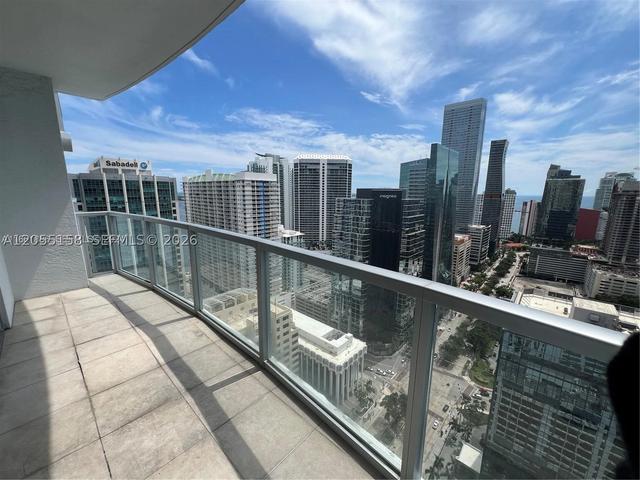 1060 Brickell Ave #3509, Miami, FL 33131