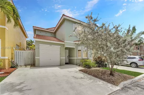 4025 Fern Forest Rd, Hollywood, FL 33026