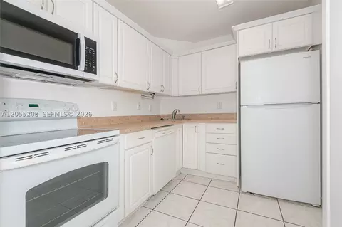 3101 Oakland Shores Dr #H105, Oakland Park, FL 33309