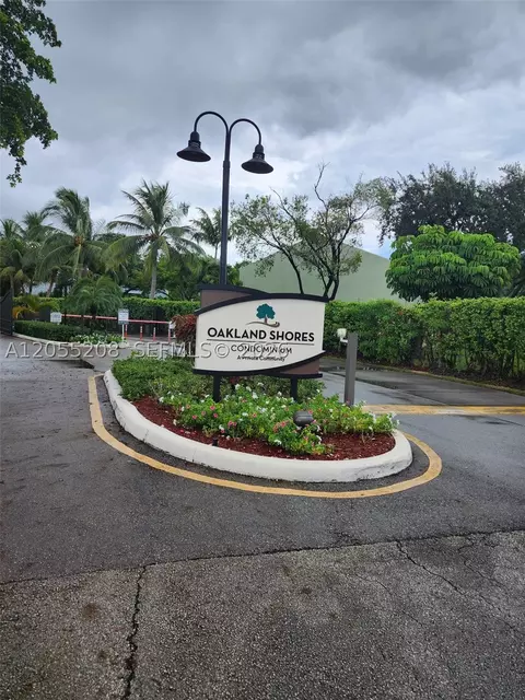 3101 Oakland Shores Dr #H105, Oakland Park, FL 33309