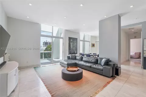 2001 Meridian Ave #PH-16, Miami Beach, FL 33139