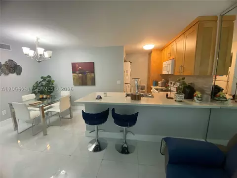 2570 W 67th Pl #12-2, Hialeah, FL 33016 photo 3