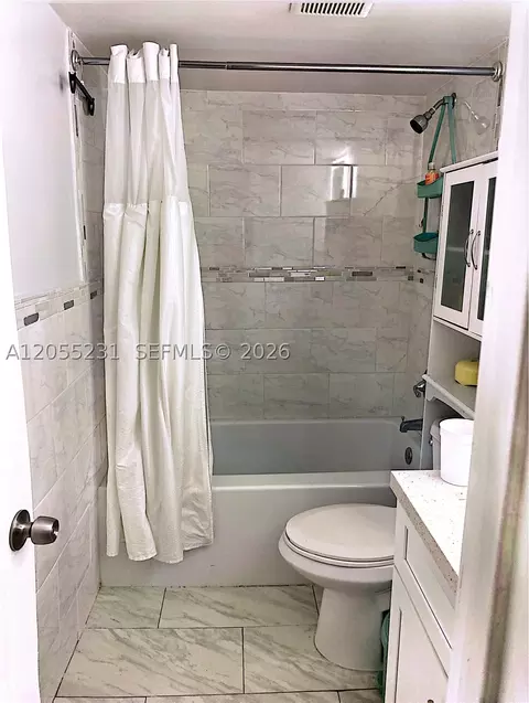 2570 W 67th Pl #12-2, Hialeah, FL 33016 photo 5