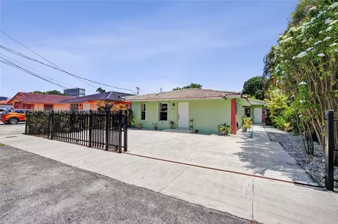 3170 SW 26th St, Miami, FL 33133